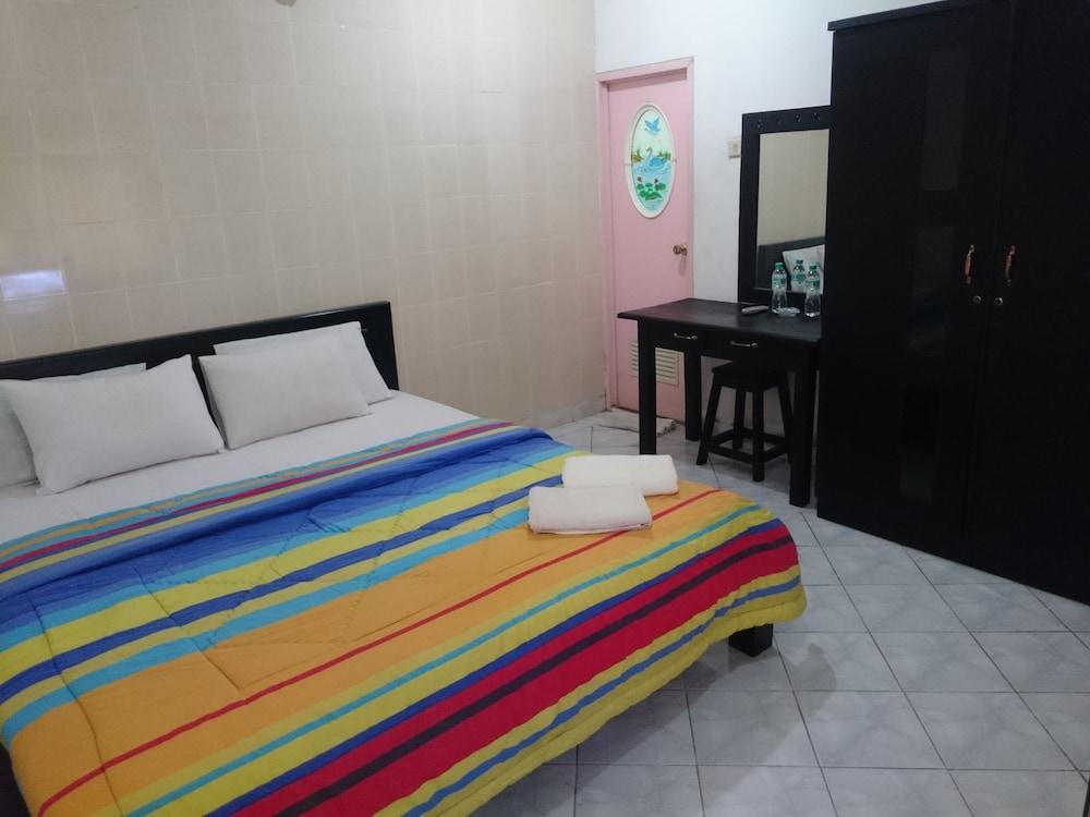 Sapta Petala Hotel Kuta Lombok Exteriör bild
