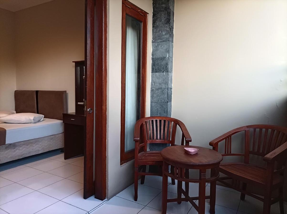 Sapta Petala Hotel Kuta Lombok Exteriör bild