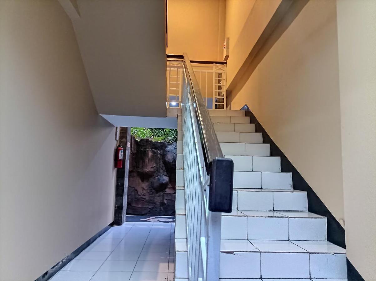 Sapta Petala Hotel Kuta Lombok Exteriör bild