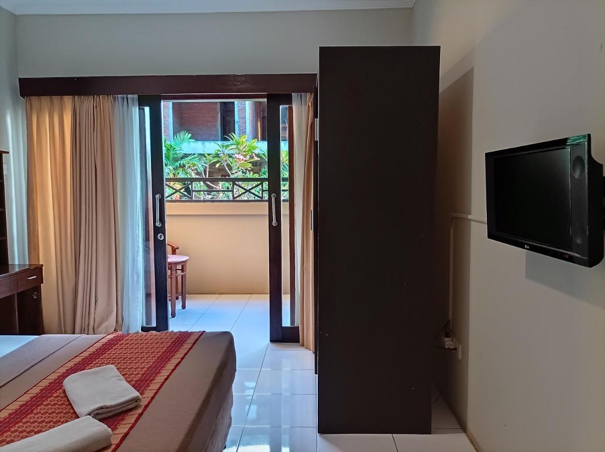 Sapta Petala Hotel Kuta Lombok Exteriör bild