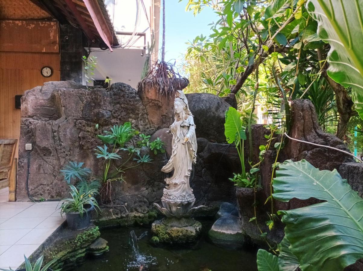 Sapta Petala Hotel Kuta Lombok Exteriör bild